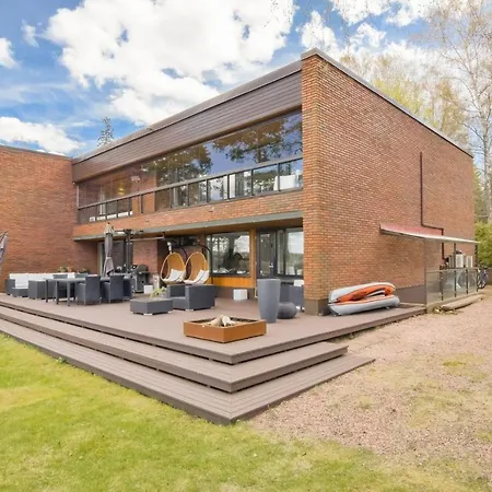 Kristel Villa Helsinki